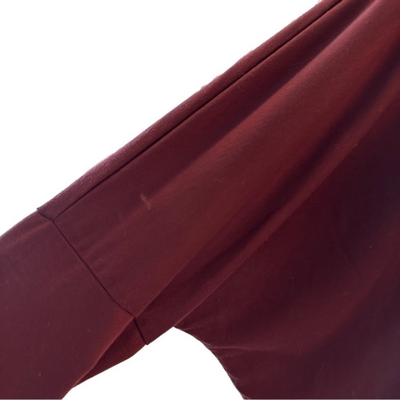 Athleta Maroon Long Sleeve Oversize Top Size M - Picture 3 of 5